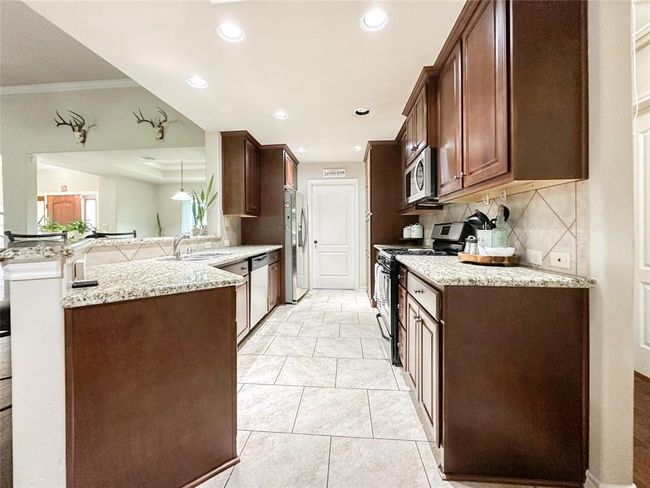 2818 Rustic Wood Ln, House other with 3 bedrooms, 2 bathrooms and 2 parking in Rosharon TX | Image 14