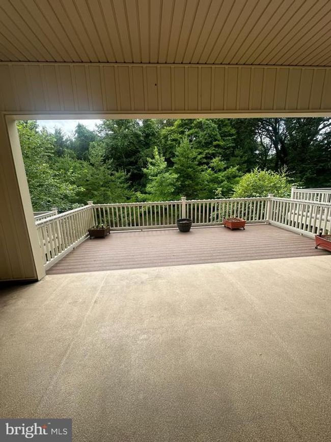10402 Steeplechase Run Ln, Townhouse with 3 bedrooms, 4 bathrooms and null parking in MANASSAS VA | Image 37