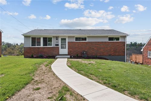 755 Cottonwood Dr, Monroeville, PA, 15146-1103 | Card Image