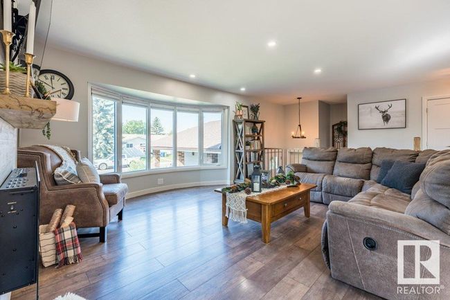 189 Willow Dr, House other with 5 bedrooms, 3 bathrooms and null parking in Wetaskiwin AB | Image 25