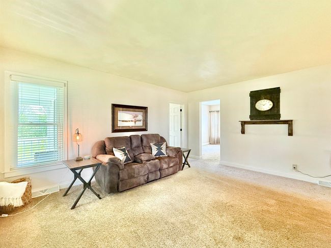 7016 S Carvers Rock Rd, House other with 4 bedrooms, 2 bathrooms and null parking in Clinton WI | Image 16