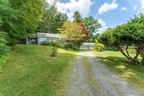 883 River Road, Groton, CT, 06355 | Card Image