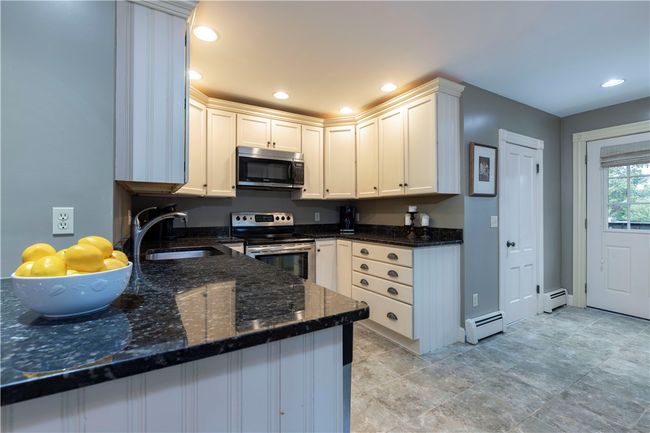 2 - 24 Mariner Heights View, Condo with 2 bedrooms, 1 bathrooms and 2 parking in Westerly RI | Image 12