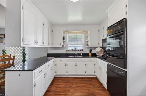 119 Bruce Pl, Portsmouth, VA, 23707-1516 | Card Image