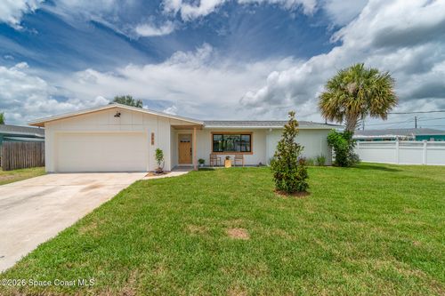 390 Ursa Ave, Merritt Island, FL, 32953-3034 | Card Image