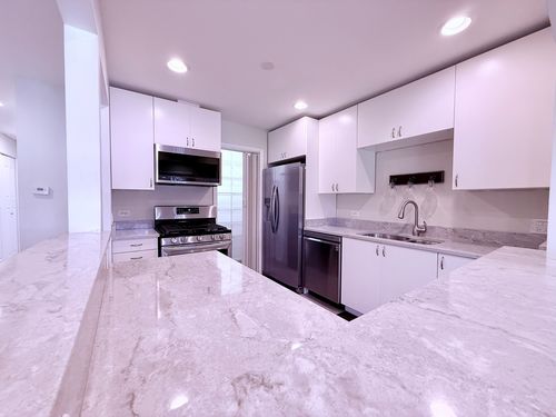 unit-c2-70 Margate Ct, Schaumburg, IL, 60193-1847 | Card Image