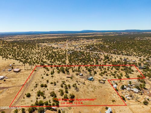 10915 Redbud Rd, Flagstaff, AZ, 86004-1520 | Card Image