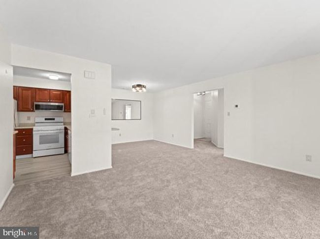 902 Scotswood Ct, Condo with 2 bedrooms, 2 bathrooms and null parking in MOUNT LAUREL NJ | Image 8
