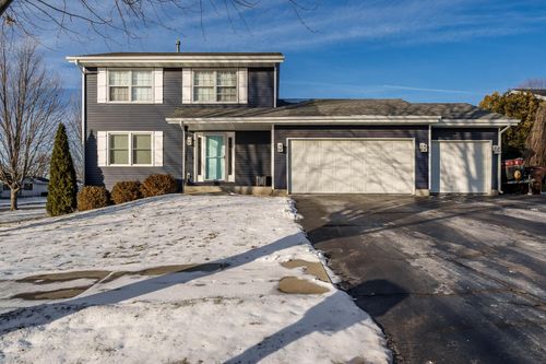 5362 Talladega Dr, Machesney Park, IL, 61111-7194 | Card Image