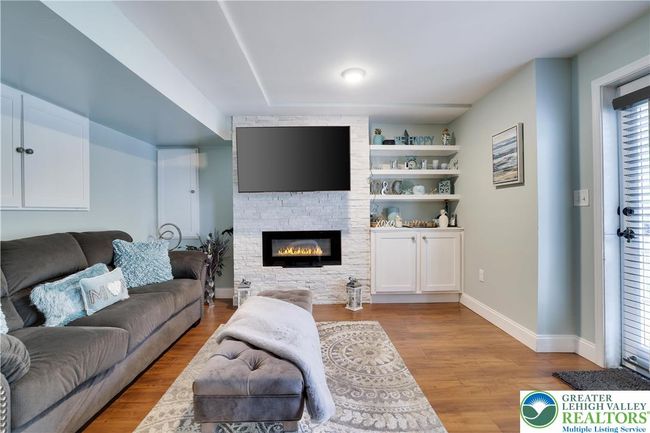 638 Stratton Dr, House other with 5 bedrooms, 4 bathrooms and null parking in East Stroudsburg PA | Image 48