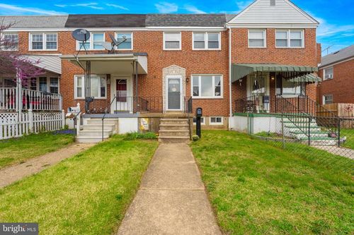2727 Creston Rd, DUNDALK, MD, 21222-2208 | Card Image