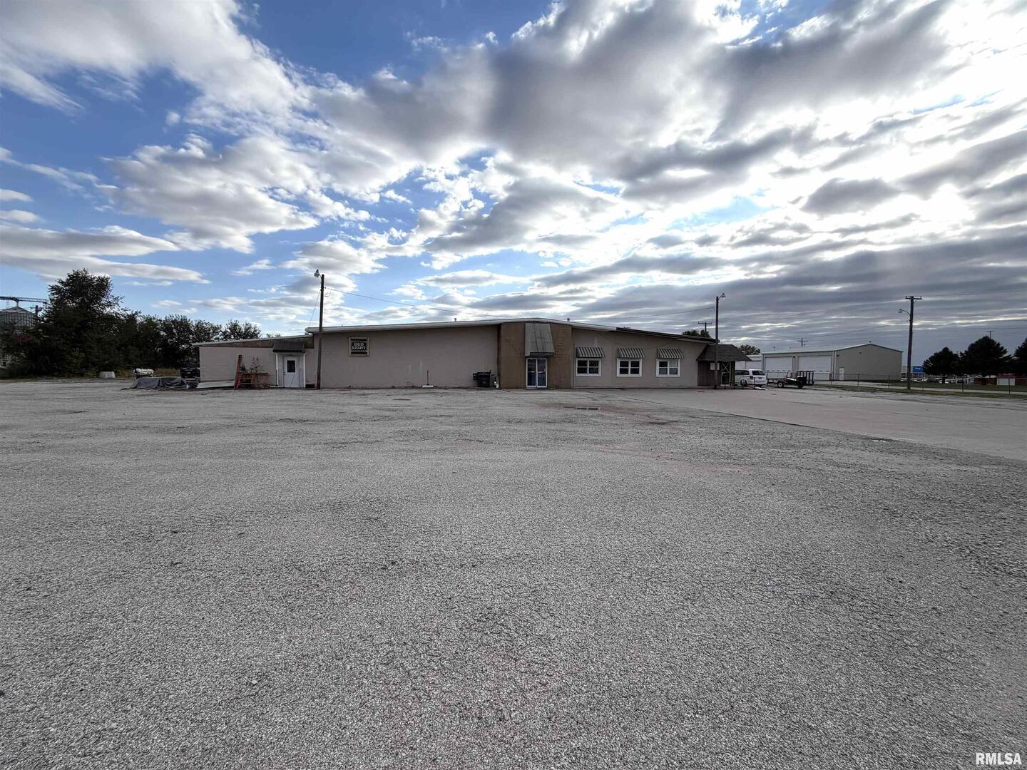 Commercial Sale in Aledo 3