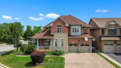 5 Saddler Ave, Brampton, ON, L6P2B7 | Card Image