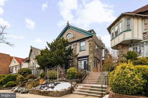 4320 Spruce St, Philadelphia, PA, 19104-4708 | Card Image