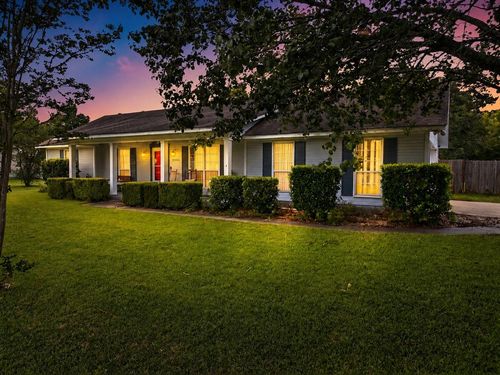 3904 Foxridge Drive, Valdosta, GA, 31605 | Card Image