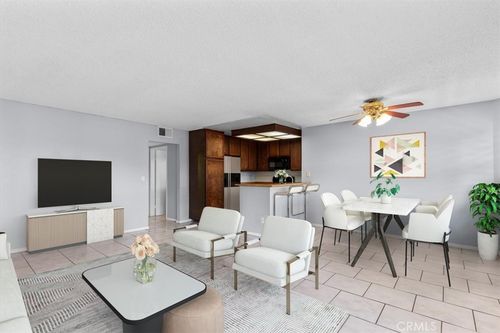 unit-15-13100 Bromont Ave, Sylmar, CA, 91342-7434 | Card Image