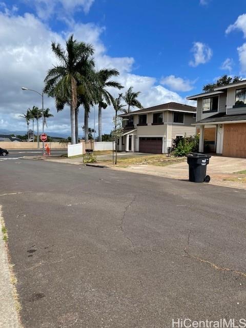 Halepuna St, Waipahu, HI 96797