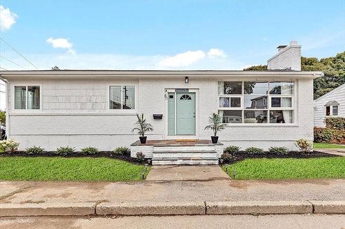 80 Central Ave, Hull, MA, 02045-1731 | Card Image