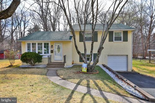 2047 Shadybrook Ln, FEASTERVILLE TREVOSE, PA, 19053-2412 | Card Image
