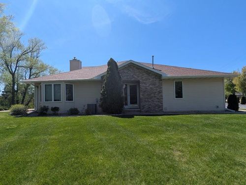 2721 W 9th Avenue, OSHKOSH, WI, 54904 | Card Image
