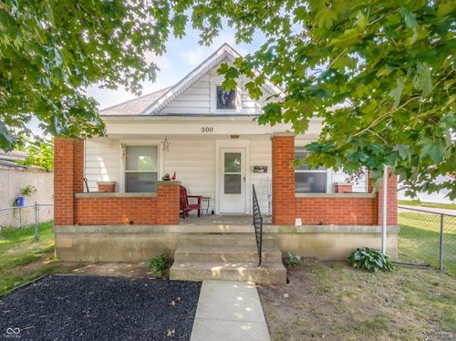 300 Hege Ave, Columbus, IN, 47201-7302 | Card Image