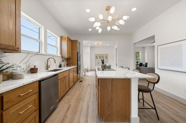 2201 Morrow Ave, House other with 5 bedrooms, 3 bathrooms and null parking in Waco TX | Image 9