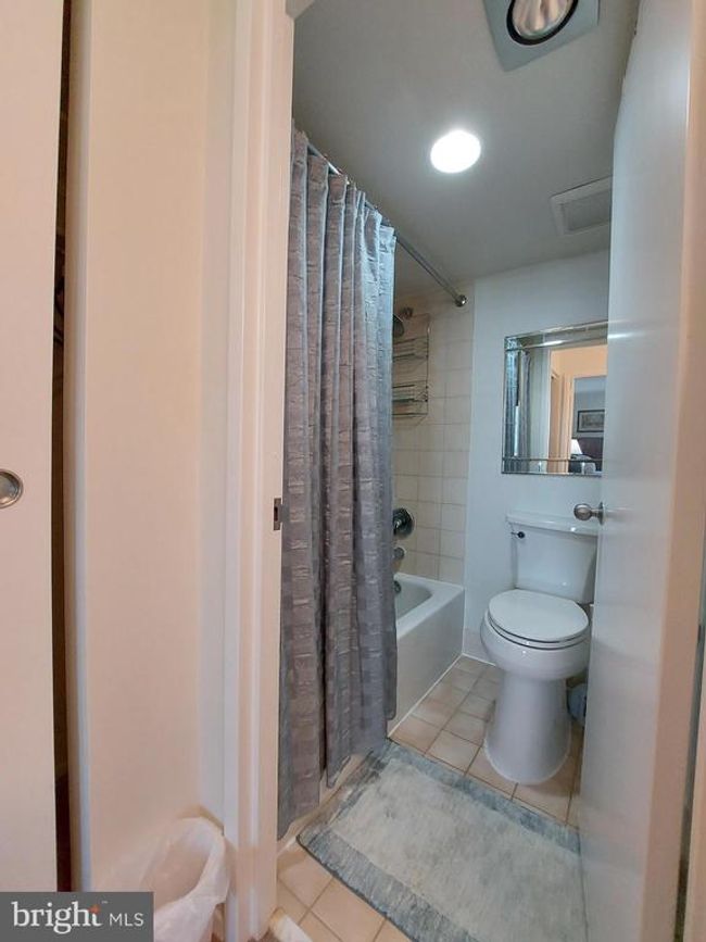 APT-1104 - 1808 Old Meadow Rd, Condo with 2 bedrooms, 2 bathrooms and null parking in MCLEAN VA | Image 14