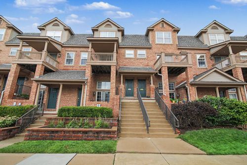 2737 Barclay Way, Ann Arbor, MI, 48105-9458 | Card Image