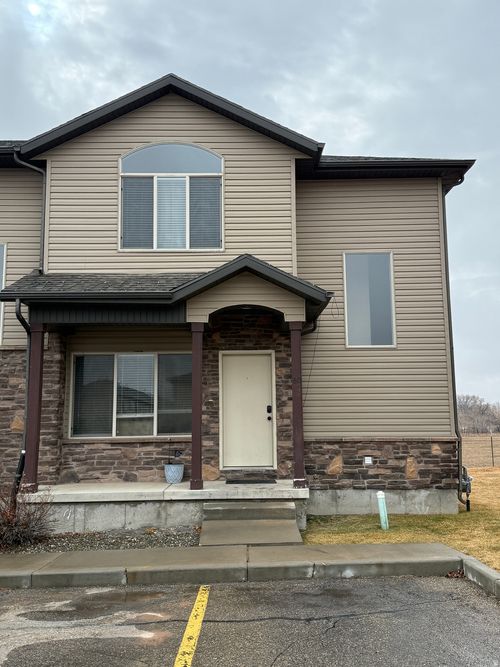 apt-60-1601 300, Vernal, UT, 84078-3932 | Card Image