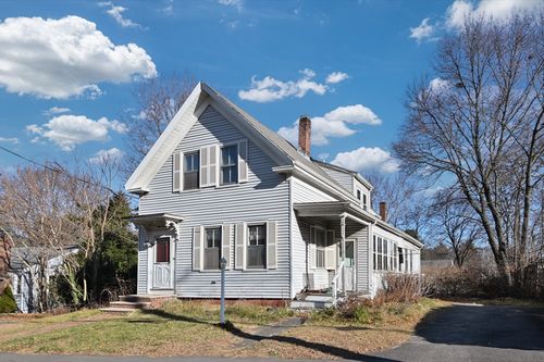 863 Main Street, Reading, MA, 01867 | Card Image