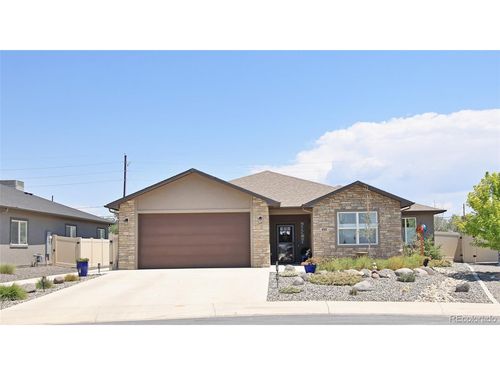 450 Warren St, Grand Junction, CO, 81504-8735 | Card Image