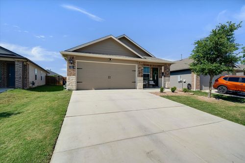 145 Roanwood Dr, San Marcos, TX, 78666-3979 | Card Image
