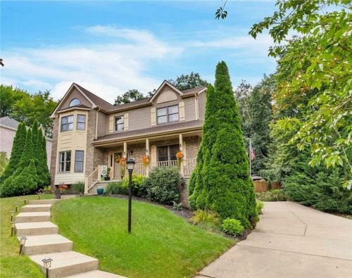 139 Village Dr, Cranberry Twp, PA, 16066-3349 | Card Image