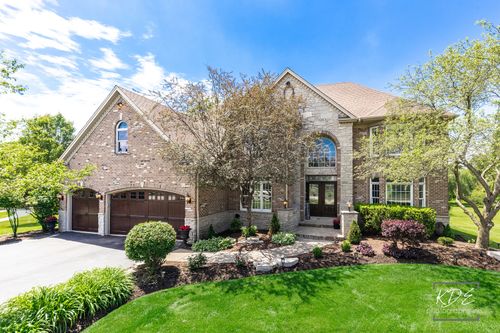 4443 Esquire Cir, Naperville, IL, 60564-6164 | Card Image