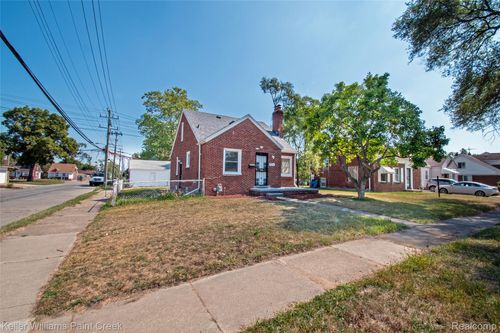 20048 Fleming St, Detroit, MI, 48234-1365 | Card Image
