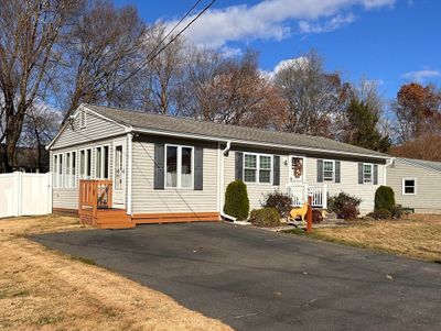 36 Sunbrier Rd, House other with 3 bedrooms, 1 bathrooms and 4 parking in Springfield MA | Image 1