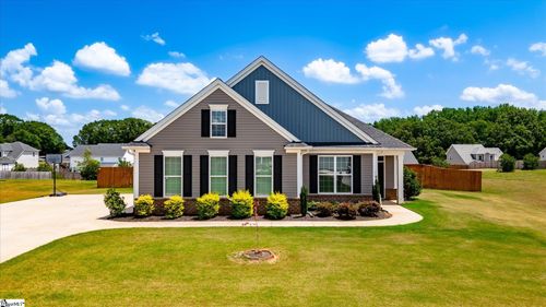 315 Valley Oak Dr, Belton, SC, 29627-8771 | Card Image