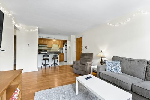 8-10 Commonwealth Ct, Boston, MA, 02135 | Card Image