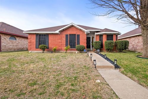2831 Saint Johns Ave, Lancaster, TX, 75146-1063 | Card Image