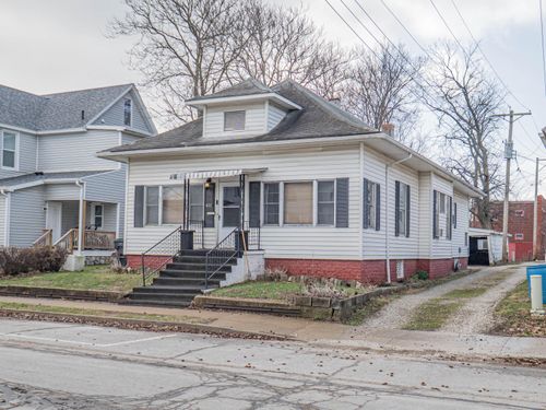 408 W Wightman St, Moberly, MO, 65270-3421 | Card Image