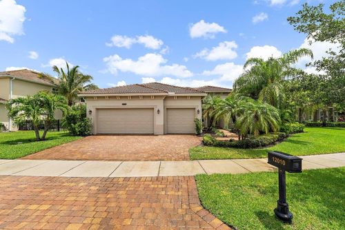 12010 Sw Aventino Dr, Port St Lucie, FL, 34987-2307 | Card Image