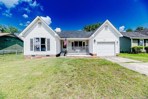 937 Glen Reilly Dr, Fayetteville, NC, 28314-5609 | Card Image
