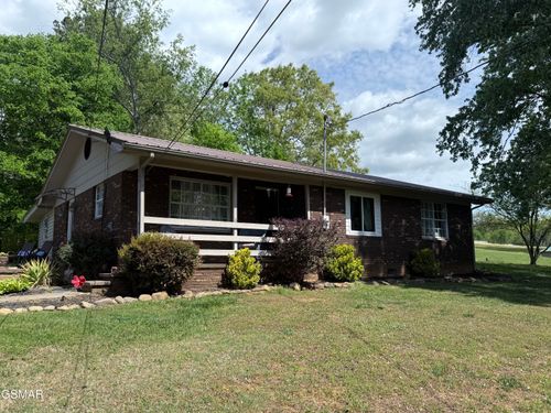 211 Circle Rd, Newport, TN, 37821-6705 | Card Image