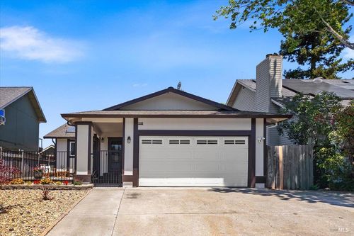 1588 Gladstone Way, Rohnert Park, CA, 94928-1590 | Card Image