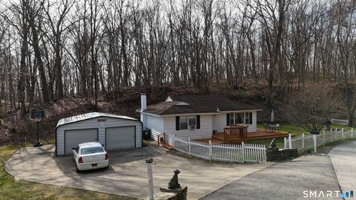 59 Hinckley St, Norwich, CT, 06360-6302 | Card Image