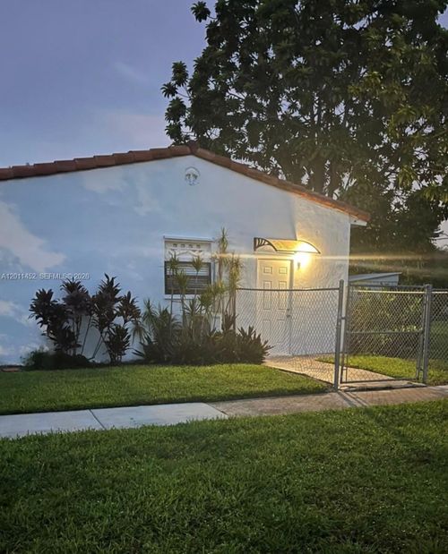 1-1170 Plover Ave, Miami Springs, FL, 33166 | Card Image