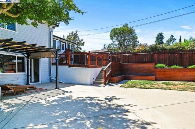 17860 Almond Rd, House other with 5 bedrooms, 4 bathrooms and 4 parking in Castro Valley CA | Image 50