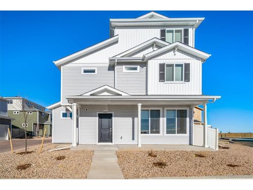 46573 Sunflower Ln, Bennett, CO, 80102 | Card Image