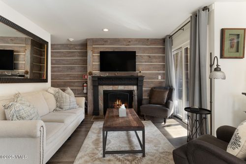 501-521 E Lionshead Cir, Vail, CO, 81657-5207 | Card Image
