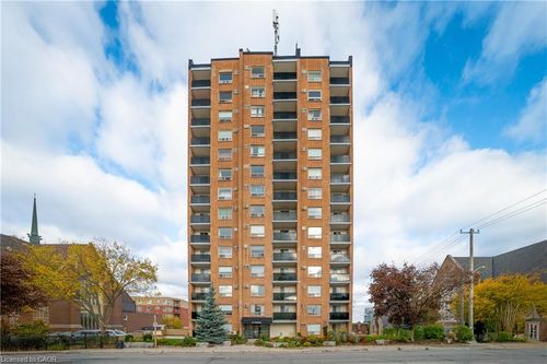 {{alt}} | Card Image